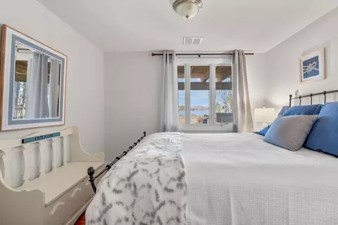 Bedroom - 13 Sand Dollar Ln, Mashpee, MA 02649 photo 7 of 9