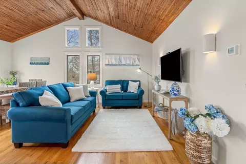 Living - 13 Sand Dollar Ln, Mashpee, MA 02649 photo 1 of 5