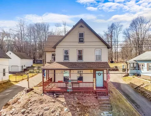 86 Phillips St, Fitchburg, MA 01420
