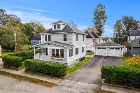 1 Woodlawn St, Amesbury, MA 01913