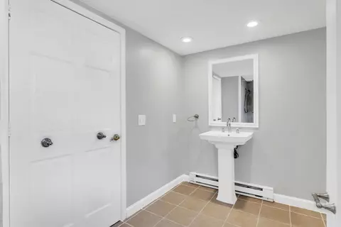 16 Fordham St, Springfield, MA 01104 photo 20