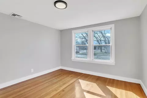 16 Fordham St, Springfield, MA 01104 photo 25