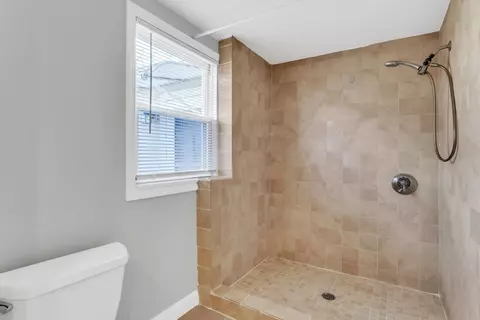 16 Fordham St, Springfield, MA 01104 photo 21