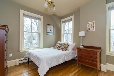 Bedroom - 76 Crest Rd, Wellesley, MA 02482 photo 3 of 4