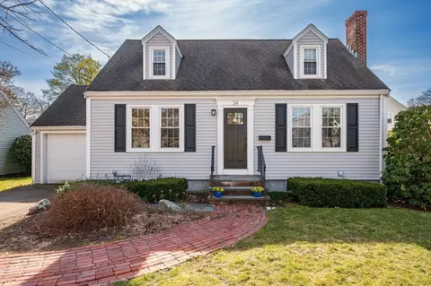 34 Robert St, Braintree, MA 02184