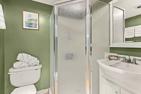 Bath - 20 Sandra Ln, Reading, MA 01867 photo 3 of 3