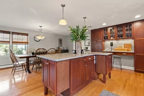 Kitchen - 20 Sandra Ln, Reading, MA 01867 photo 2 of 3