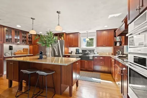 Kitchen - 20 Sandra Ln, Reading, MA 01867 photo 1 of 3