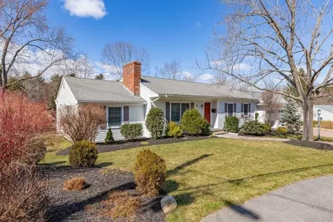 Exterior - 20 Sandra Ln, Reading, MA 01867 photo 3 of 9