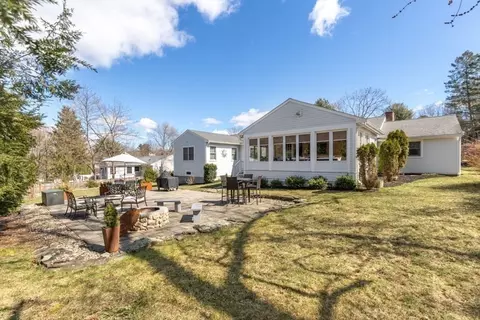 Exterior - 20 Sandra Ln, Reading, MA 01867 photo 9 of 9