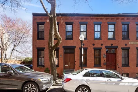 16 Cazenove St, Boston, MA 02116