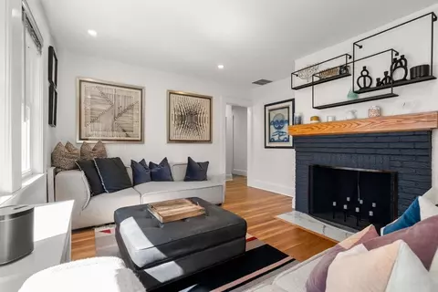 Living - 69 Henderson St, Needham, MA 02492 photo 2 of 3