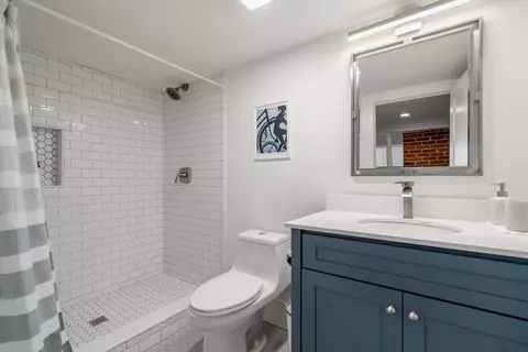 Bath - 69 Henderson St, Needham, MA 02492 photo 3 of 3