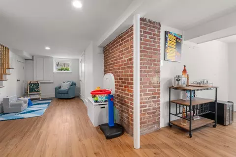Entry Way - 69 Henderson St, Needham, MA 02492 photo 2 of 2