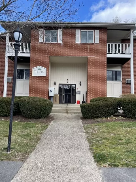 7 Dailey St #H, Attleboro, MA 02703