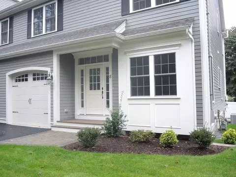 8 Charles River St #8, Needham, MA 02492