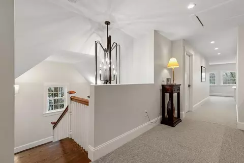 Entry Way - 245 Summer Ave, Reading, MA 01867 photo 6 of 7