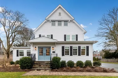 245 Summer Ave, Reading, MA 01867