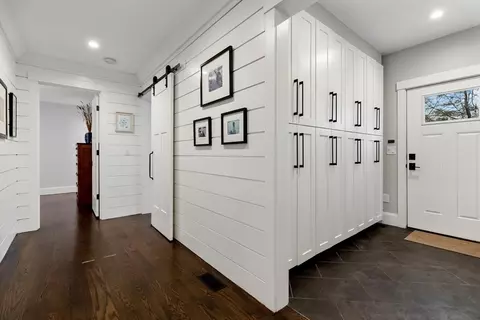 Entry Way - 245 Summer Ave, Reading, MA 01867 photo 3 of 7
