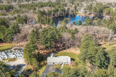 359 Grove St, Needham, MA 02492