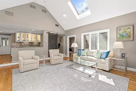 Living - 359 Grove St, Needham, MA 02492 photo 3 of 6