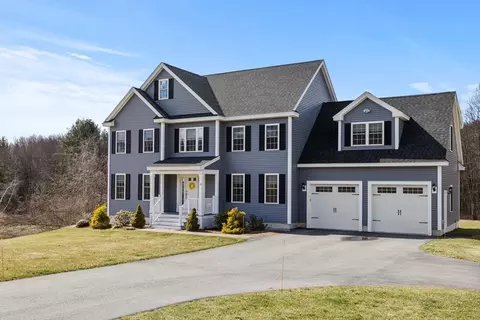 30 Sky Top Ln, Dunstable, MA 01827