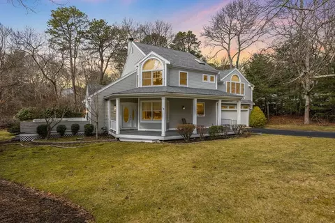 18 Southview Way, Falmouth, MA 02536