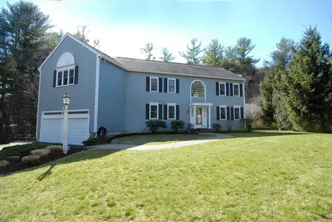 84 Charter Rd, Acton, MA 01720