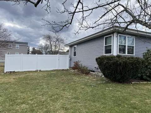 4 Booth Rd, Methuen, MA 01844 photo 4