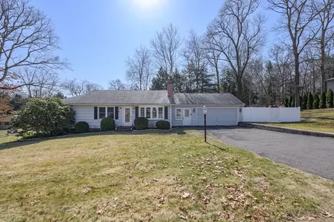 59 Glenn Dr, Wilbraham, MA 01095