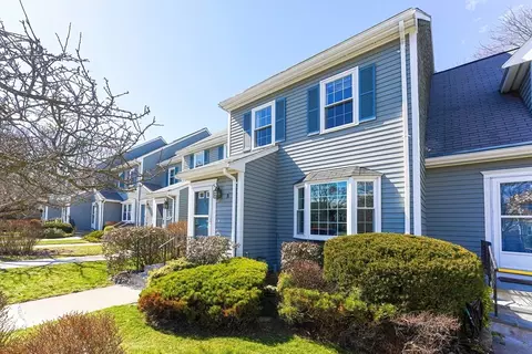 16 Washington Grn #16, Walpole, MA 02032