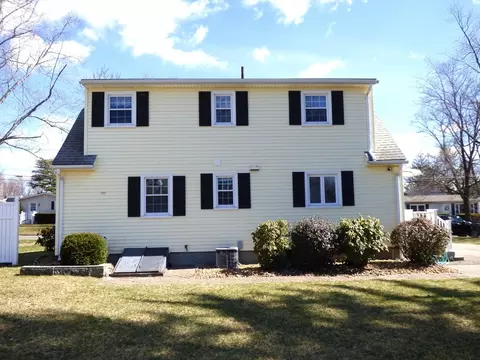 92 Wrentham Rd, Springfield, MA 01119 photo 7