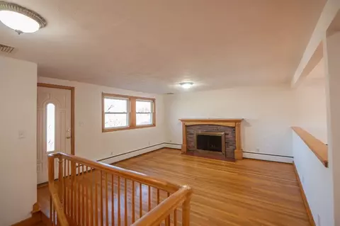 3 Pershing Rd, Salem, MA 01970 photo 7