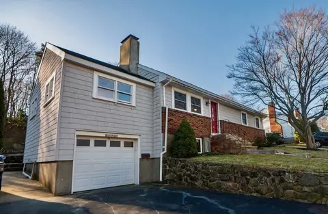 3 Pershing Rd, Salem, MA 01970
