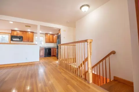 3 Pershing Rd, Salem, MA 01970 photo 9