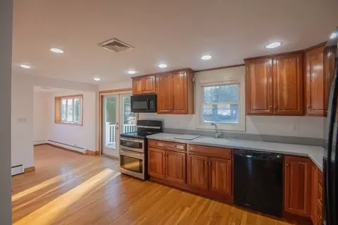 3 Pershing Rd, Salem, MA 01970 photo 12