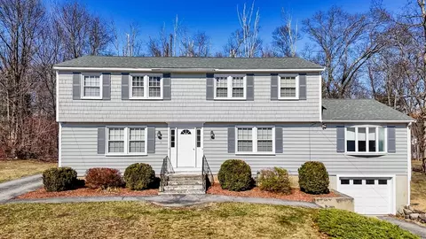 14-16 Pondover Rd, Billerica, MA 01821
