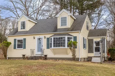 78 Liberty St, Acton, MA 01720
