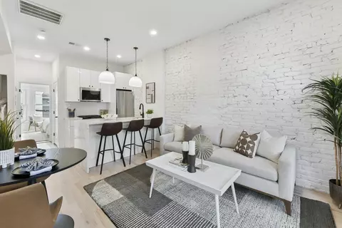 308 Saratoga St #2, Boston, MA 02128