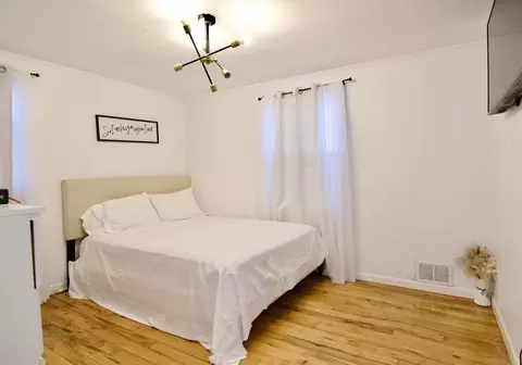 62 Midway St, Springfield, MA 01151 photo 17