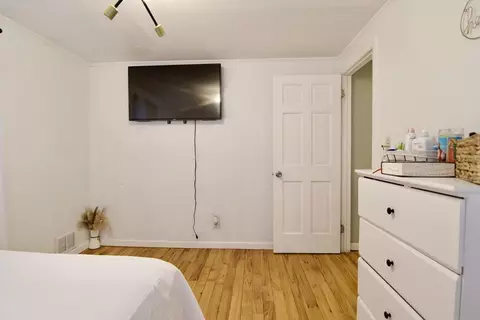 62 Midway St, Springfield, MA 01151 photo 18