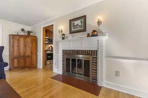 19 Dustin Rd, Reading, MA 01867 photo 9