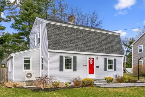 19 Dustin Rd, Reading, MA 01867
