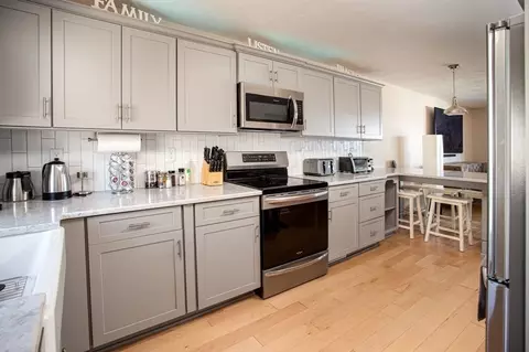 Kitchen - 700 Shore Dr #613, Fall River, MA 02721 photo 2 of 6