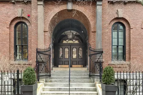 21 Father Francis Gilday St #407, Boston, MA 02118