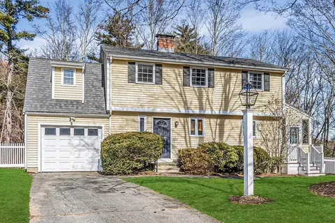103 Alden Rd, Concord, MA 01742