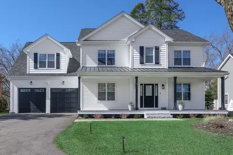 3 Royal Meadow Ln, Framingham, MA 01701