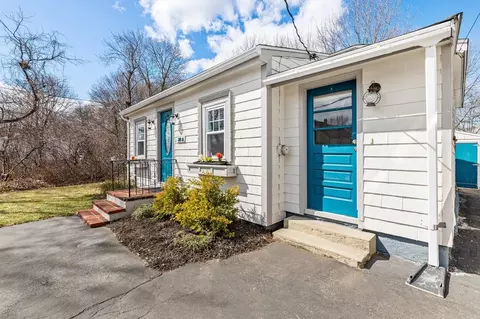 27 Longwood Ave # A, Woburn, MA 01801