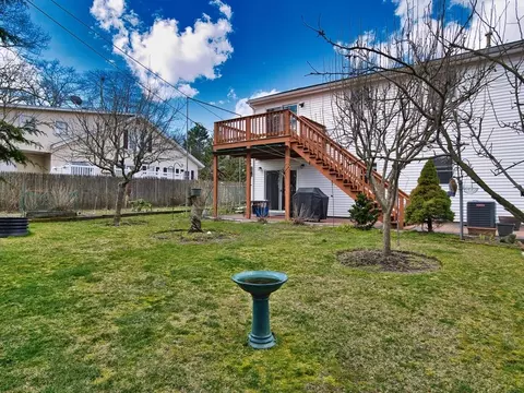 63 Small St, Fall River, MA 02720 photo 3
