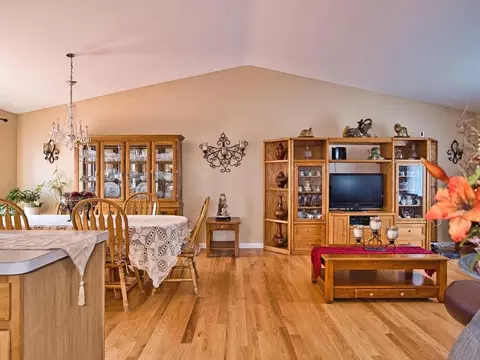 63 Small St, Fall River, MA 02720 photo 7